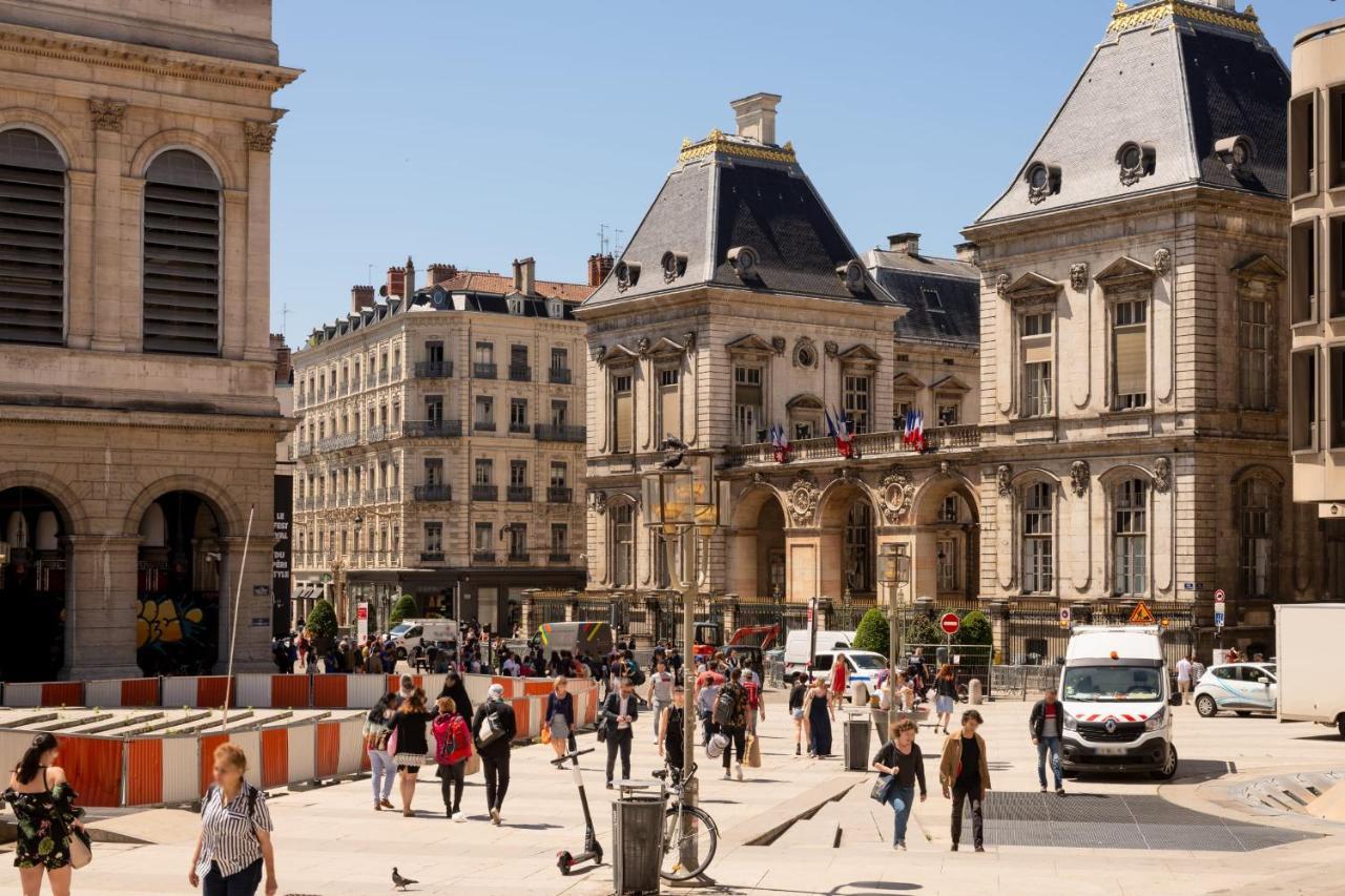 Appartement Le Royal à Lyon Extérieur photo
