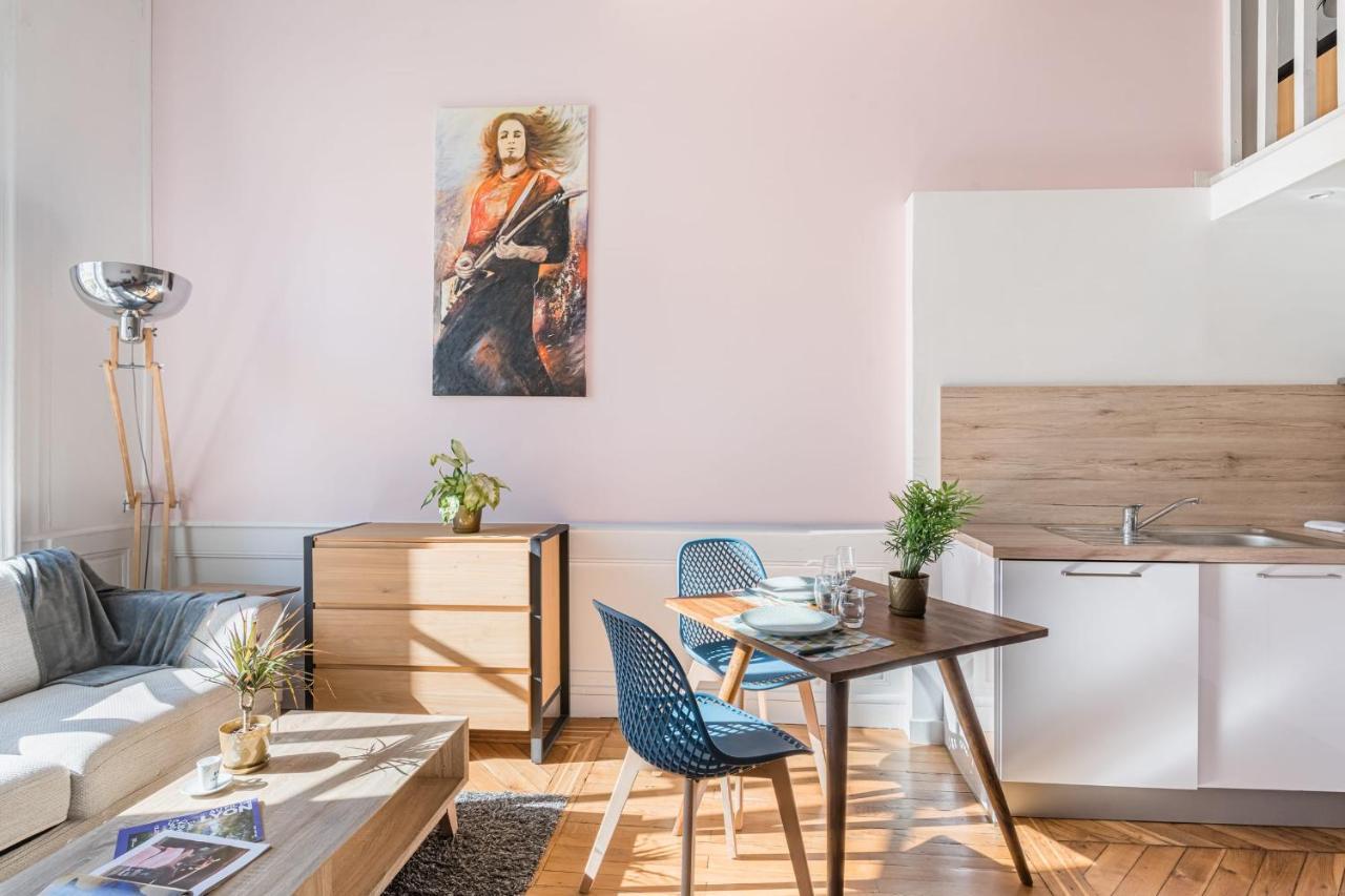 Appartement Le Royal à Lyon Extérieur photo